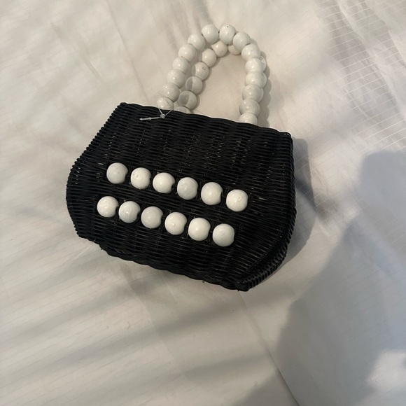 Bali Beaded Straw Black and White Woven Handbag Satchel - Picture 6 of 15